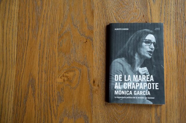 alberto_gimeno_de_la_marea_al_chapapote_monica_garcia-1x1.jpg