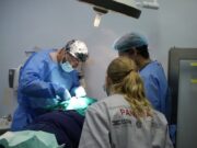 ISDIN impulsa una nova missió dermatològica a Panamà per protegir les persones amb albinisme